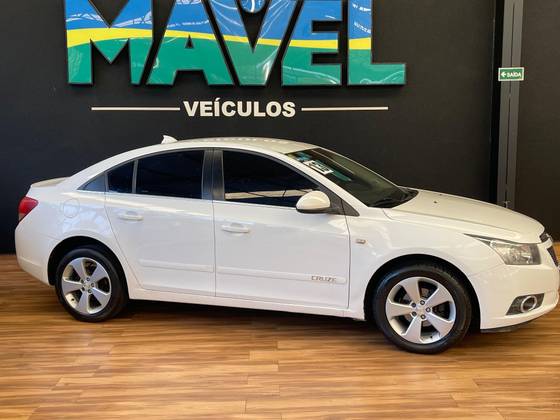 CHEVROLET CRUZE 1.8 LT 16V FLEX 4P AUTOMÁTICO CHEVROLET CRUZE 1.8 LT 16V FLEX 4P AUTOMÁTICO